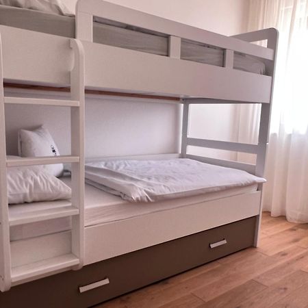 Apartments The Beach Resort Vir Ngoại thất bức ảnh