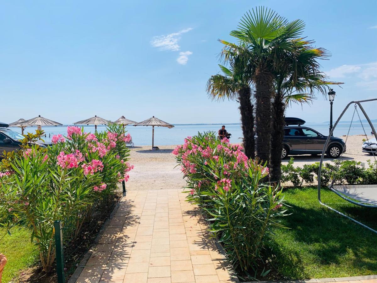Apartments The Beach Resort Vir Ngoại thất bức ảnh