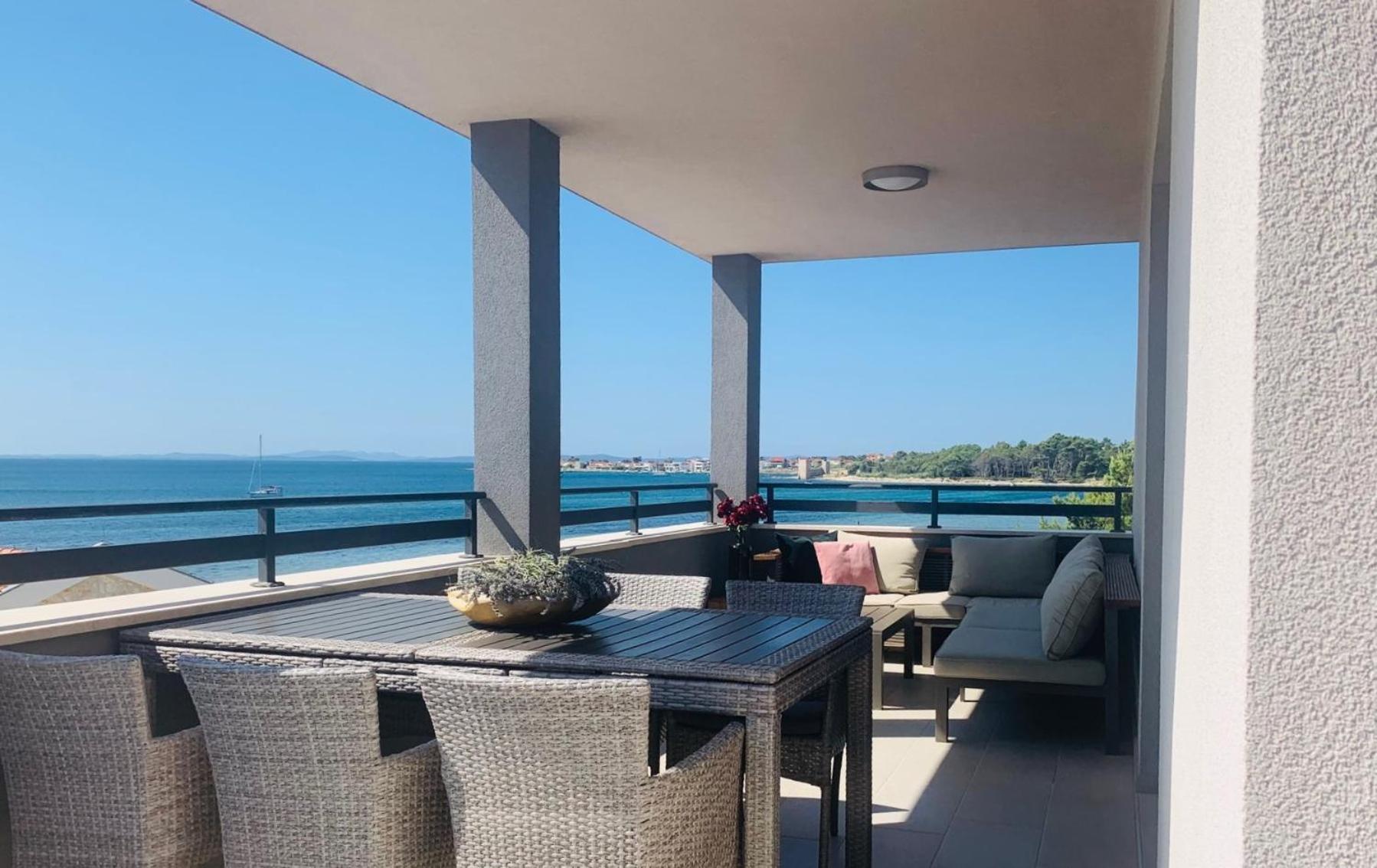 Apartments The Beach Resort Vir Ngoại thất bức ảnh
