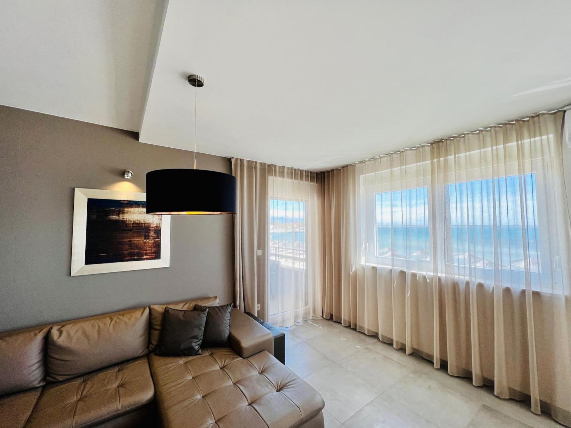 Apartments The Beach Resort Vir Ngoại thất bức ảnh