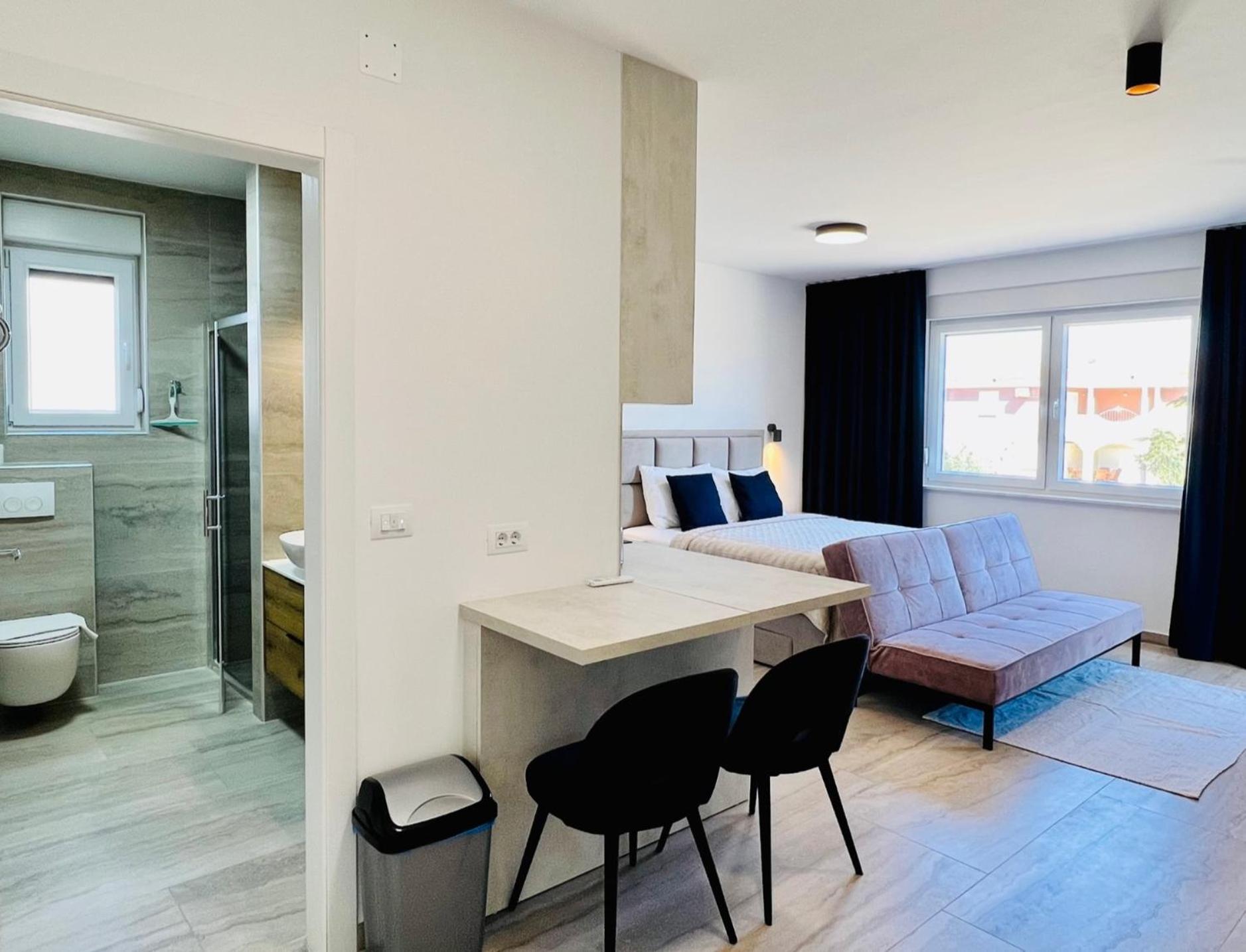 Apartments The Beach Resort Vir Ngoại thất bức ảnh