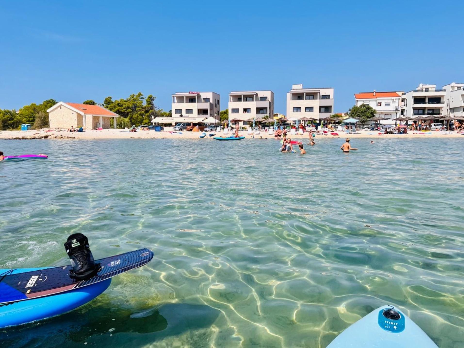 Apartments The Beach Resort Vir Ngoại thất bức ảnh