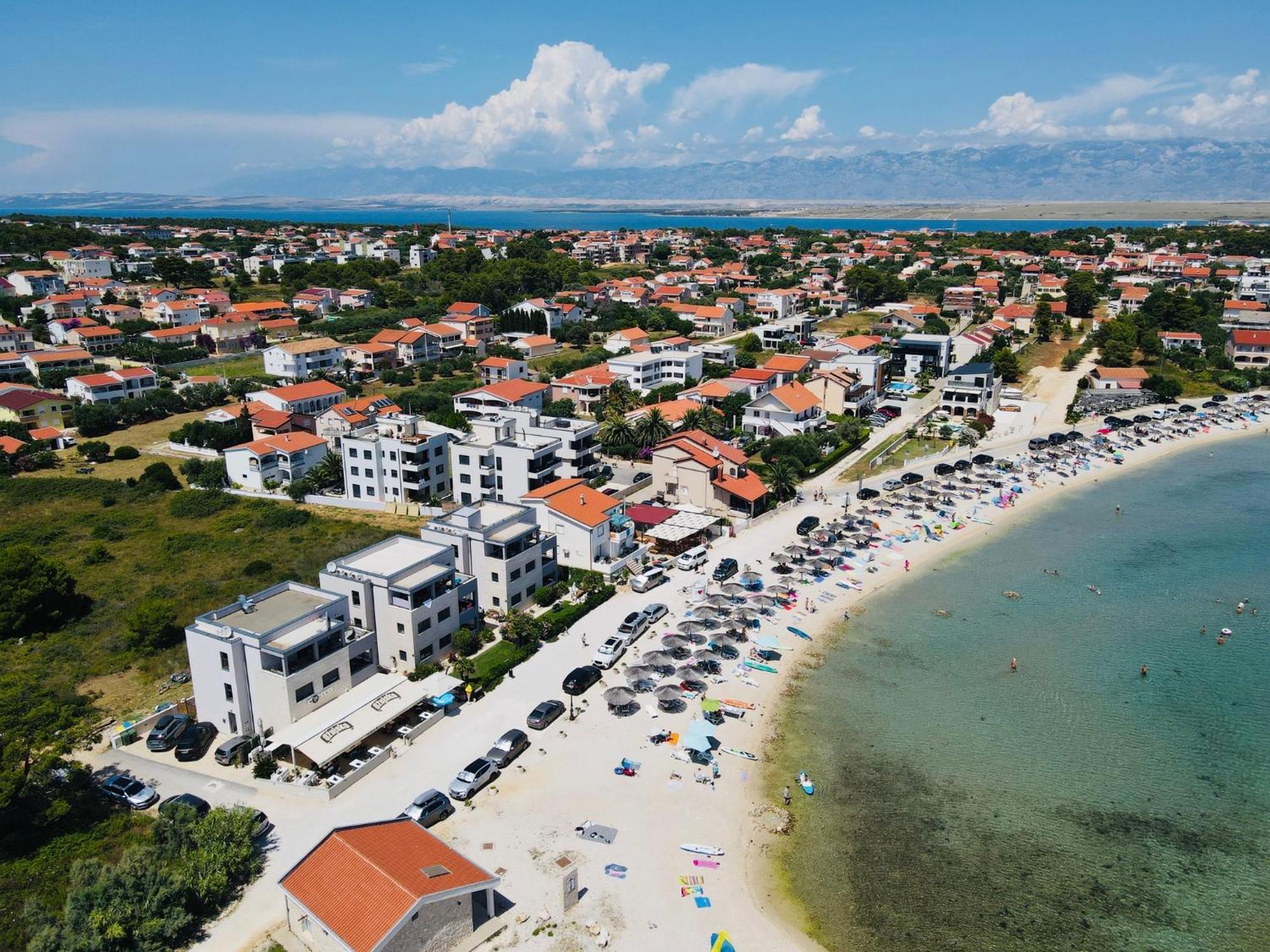Apartments The Beach Resort Vir Ngoại thất bức ảnh