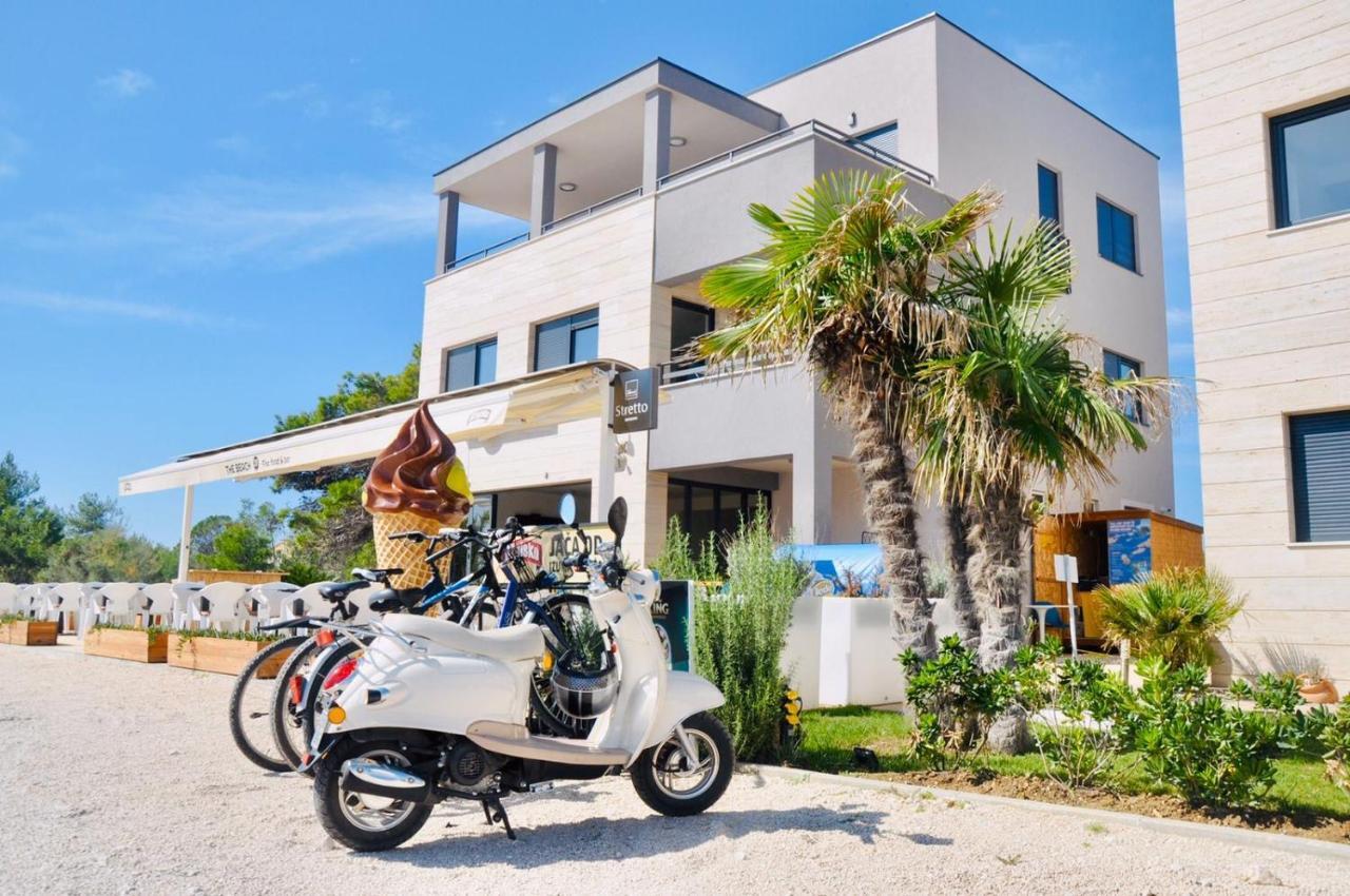 Apartments The Beach Resort Vir Ngoại thất bức ảnh