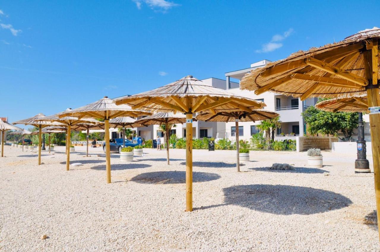 Apartments The Beach Resort Vir Ngoại thất bức ảnh